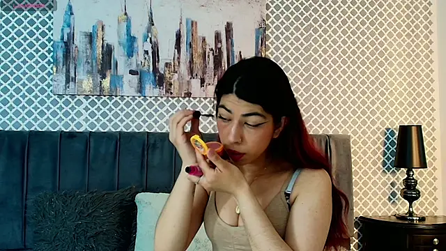 Snapshot of Cassie_bloom chatting on September 30, 2025, 3:23 am Cassie bloom online show from September 30, 2025, 3:23 am