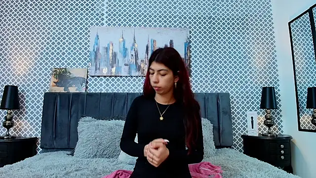 Snapshot of Cassie_bloom chatting on March 15, 2025, 10:03 am Cassie bloom online show from March 15, 2025, 10:03 am