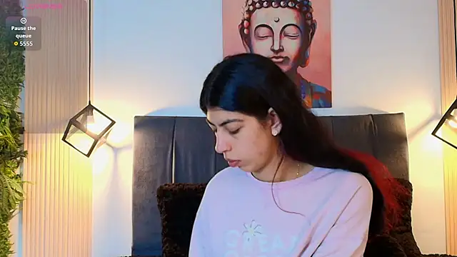 Cassie bloom online show from November 15, 2025, 7:40 pm