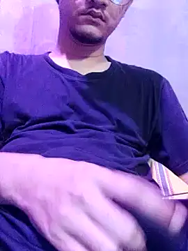 Durex56 online show from February 19, 2025, 7:37 pm