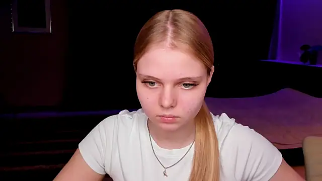 WillaDrye online show from February 22, 2025, 8:18 am