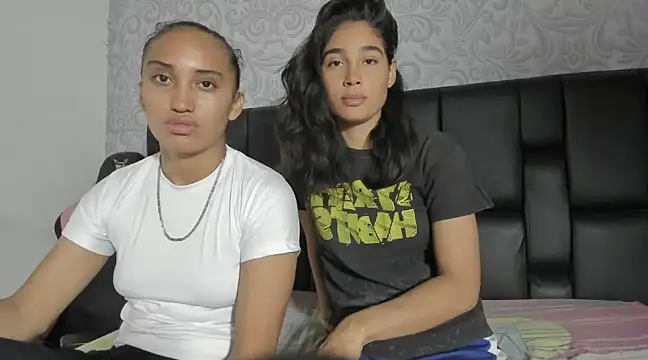 ElizaAndQuisha online show from March 5, 2025, 12:55 pm