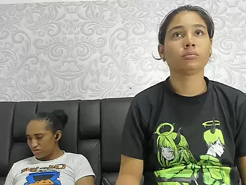 ElizaAndQuisha online show from September 12, 2025, 12:38 pm