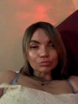 Ella Pearlie online show from September 16, 2025, 12:33 am