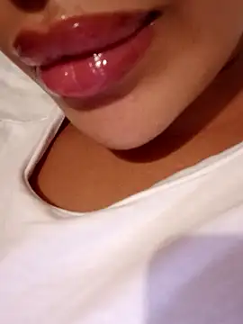 Sexlove1xo online show from September 27, 2025, 2:34 pm