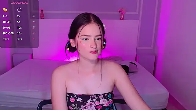 JasmineBella0 online show from March 2, 2025, 11:50 pm
