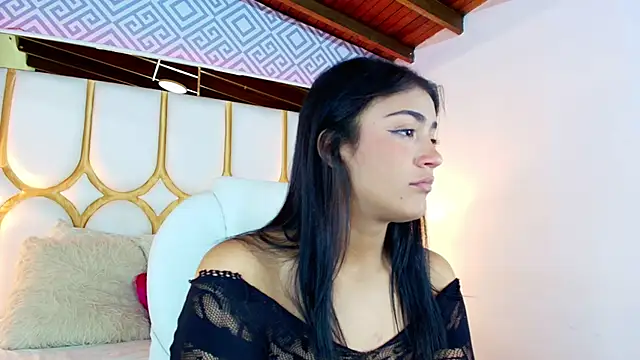 Xotic bella online show from February 25, 2025, 4:25 pm