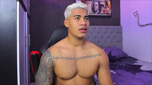 Snapshot of luigi_hot_ chatting on January 17, 2026, 4:05 am luigi hot online show from January 17, 2026, 4:05 am