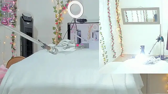 Snapshot of Genesis_Love__ chatting on October 2, 2025, 9:34 am Genesis Love online show from October 2, 2025, 9:34 am