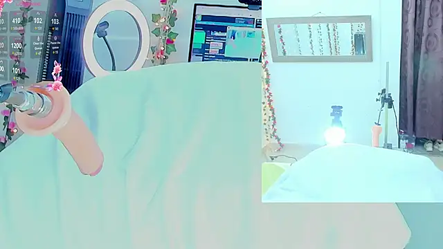 Snapshot of Genesis_Love__ chatting on March 19, 2025, 12:56 pm Genesis Love online show from March 19, 2025, 12:56 pm