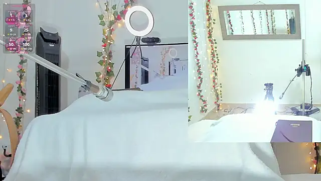 Snapshot of Genesis_Love__ chatting on September 30, 2025, 9:26 am Genesis Love online show from September 30, 2025, 9:26 am