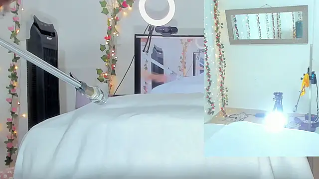 Snapshot of Genesis_Love__ chatting on September 24, 2025, 9:27 am Genesis Love online show from September 24, 2025, 9:27 am