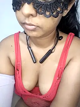 Snapshot of Ashugril_hot chatting on October 21, 2025, 8:36 am Ashugril hot online show from October 21, 2025, 8:36 am