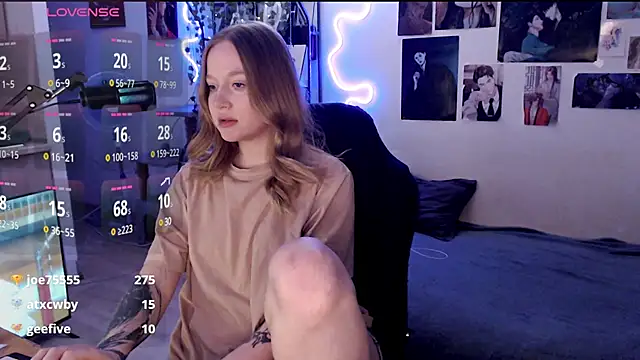 lissallor  online show from March 1, 2025, 6:13 am
