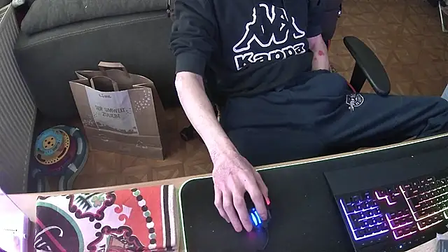 DerGeileLoveboy online show from November 7, 2025, 2:32 pm