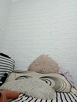 Ramona870 online show from October 18, 2025, 7:43 am