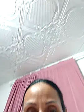 Ramona870 online show from September 18, 2025, 8:34 pm