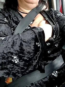 Snapshot of Erika41 chatting on October 20, 2025, 6:59 am Erika41 online show from October 20, 2025, 6:59 am