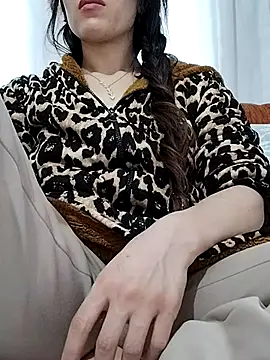 BUSE8821 online show from November 29, 2025, 1:55 pm