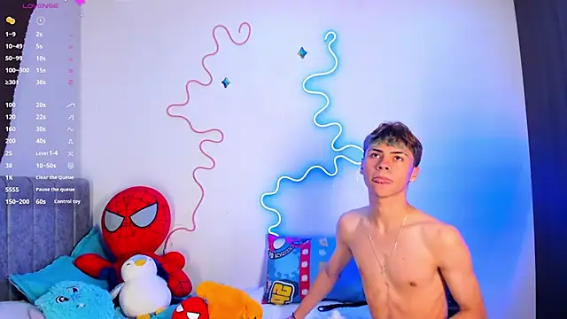 callum 77 online show from October 15, 2025, 8:11 am