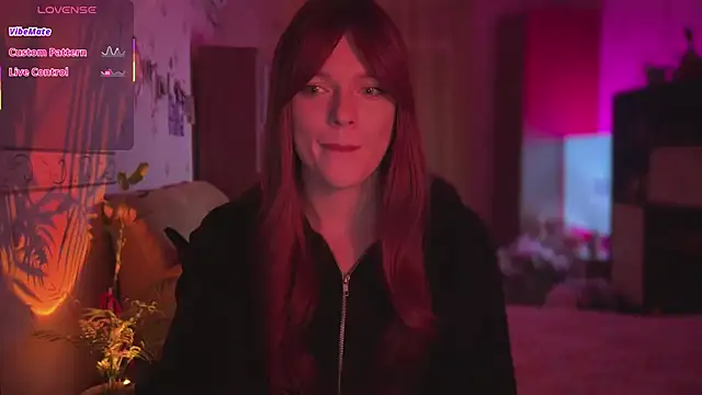 Snapshot of CherryRed_Girl chatting on February 15, 2026, 9:03 pm CherryRed Girl online show from February 15, 2026, 9:03 pm