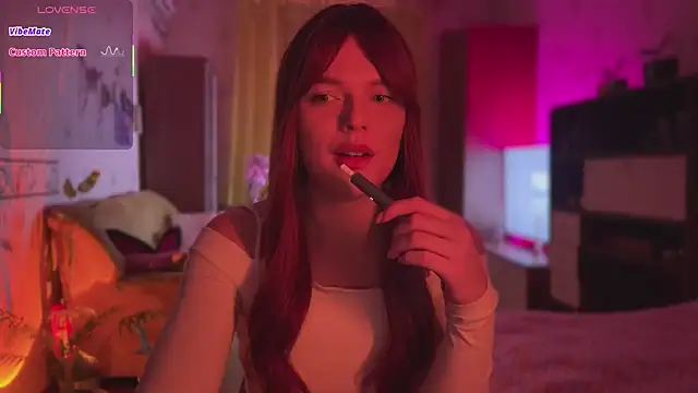 Snapshot of CherryRed_Girl chatting on March 2, 2026, 11:00 pm CherryRed Girl online show from March 2, 2026, 11:00 pm