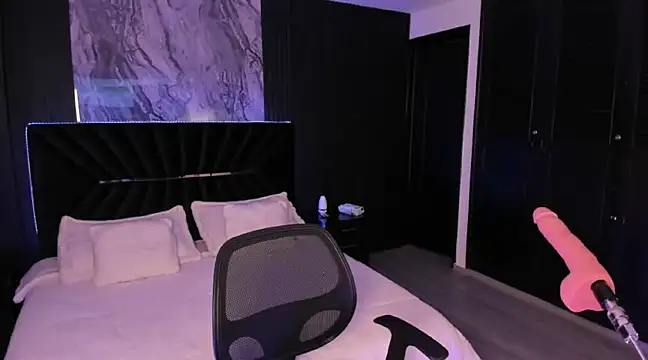 Ibbiebennett online show from March 10, 2025, 10:45 pm