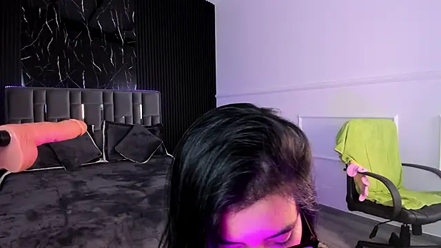 Ibbiebennett online show from February 26, 2025, 1:57 am