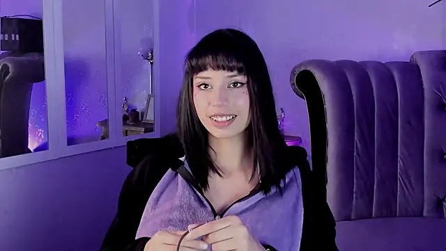 Snapshot of Seren_Bleck chatting on October 1, 2025, 2:49 am Seren Bleck online show from October 1, 2025, 2:49 am