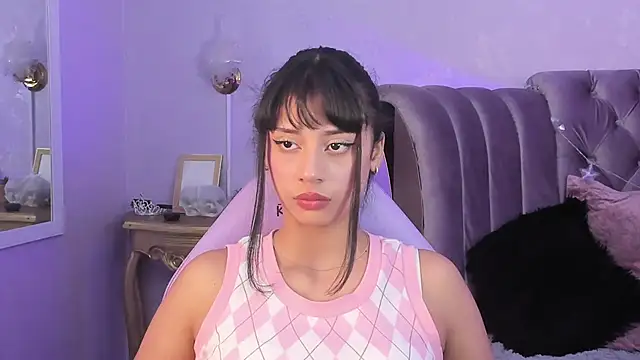 Snapshot of Seren_Bleck chatting on October 31, 2025, 2:41 am Seren Bleck online show from October 31, 2025, 2:41 am