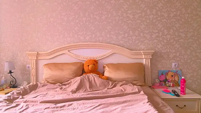  BunnyDollStella  online show from September 20, 2025, 8:08 am