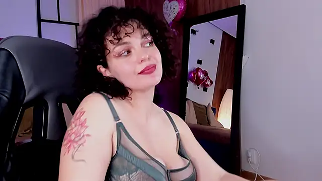 CurlyVixen online show from February 26, 2025, 2:16 pm