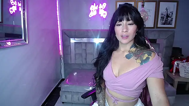 Isabella Collen v online show from February 25, 2025, 3:31 pm