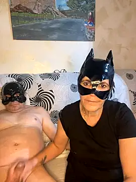 Snapshot of coppia25 chatting on October 18, 2025, 10:23 pm coppia25 online show from October 18, 2025, 10:23 pm