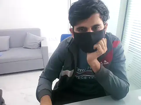 rahulkajuuu0909 online show from January 14, 2026, 7:34 am