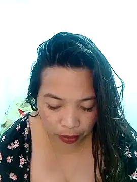 Snapshot of Sweet_fatty18 chatting on October 2, 2025, 3:43 am Sweet fatty18 online show from October 2, 2025, 3:43 am