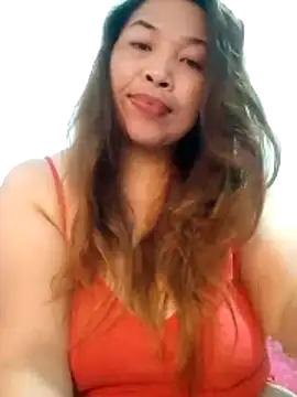 Snapshot of Sweet_fatty18 chatting on October 21, 2025, 2:11 am Sweet fatty18 online show from October 21, 2025, 2:11 am