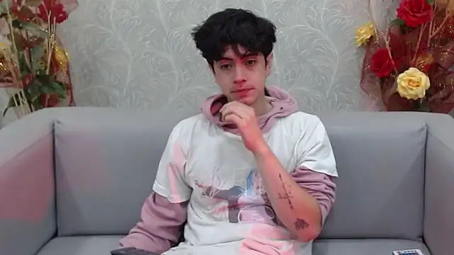 star boyxx online show from September 9, 2025, 2:26 pm