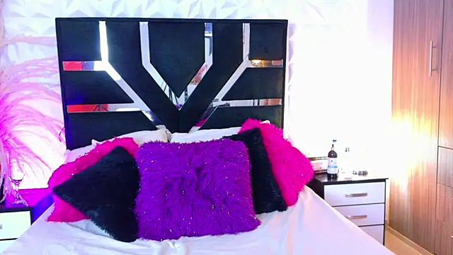 zarahCute online show from March 22, 2025, 8:59 pm