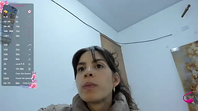 jessyegoldenn online show from November 29, 2025, 11:49 pm