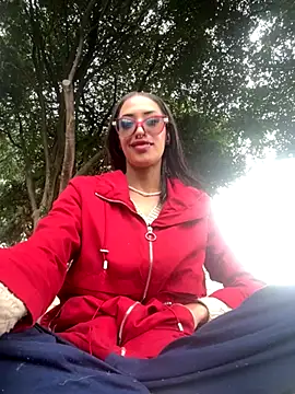 MichelleDiaz Pink online show from November 28, 2025, 5:46 pm