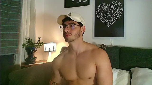 thomyafar online show from February 17, 2026, 5:05 am