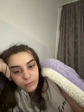 Mazzekyn online show from February 21, 2026, 10:34 pm