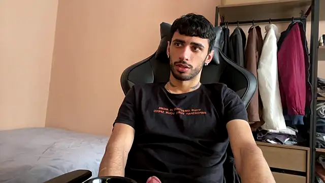 iendriw online show from October 31, 2025, 2:13 pm