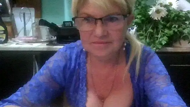 Heidi-Helga online show from September 23, 2025, 6:37 pm
