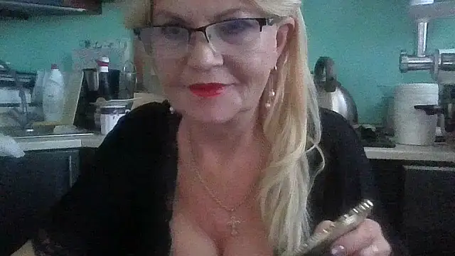 Heidi-Helga online show from September 9, 2025, 4:44 am