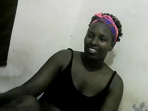 Sweet-Sins  online show from February 24, 2025, 5:31 pm