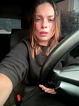 gynna kimera online show from November 9, 2025, 8:46 pm