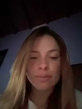 gynna kimera online show from October 8, 2025, 3:02 pm