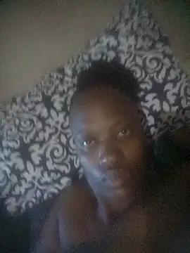 Snapshot of LoveDropss chatting on February 24, 2025, 2:40 am LoveDropss online show from February 24, 2025, 2:40 am